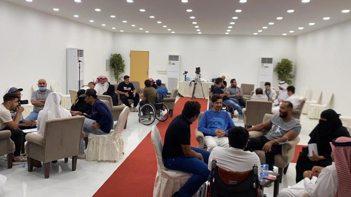 شاهد.. مذيع لمتصل:" لا تفكر في ميراث وأموال والدك وكفاية عقوق "
