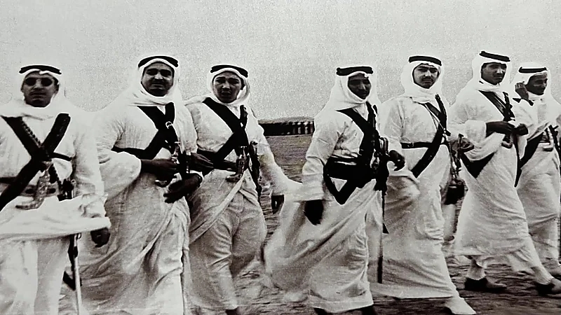 انتشال جثة غريق وإنقاذ آخرين أثناء تنزههم في وادي لجب