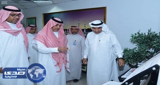الحازمي يتفقد مطبوعات مطار الملك عبدالعزيز الدولي بجدة