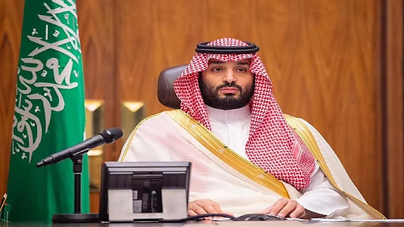 بالفيديو والصور.. ولي العهد يعايد منسوبي وزارة الدفاع بمناسبة حلول عيد الفطر