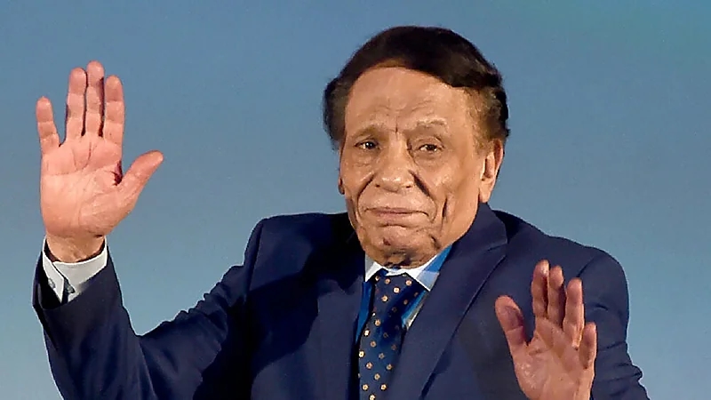 حجم الثروة التي جمعها عادل إمام خلال مشواره الفني