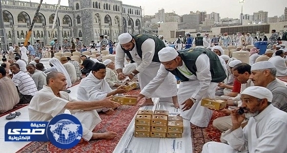 الحقيقة وراء فرض « السقاية » رسوما على وجبات تفطير صائم