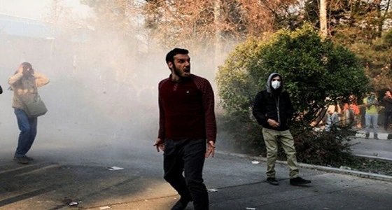 " إيران " تواصل رفضها لنظام " روحاني " بعدة مدن