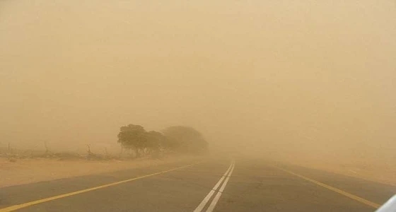 تنبيه برياح تتسبب في انعدام الرؤية الأفقية بالأحساء