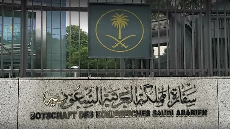 تحذير من السفارة في واشنطن للمواطنين من إعصار إيدا