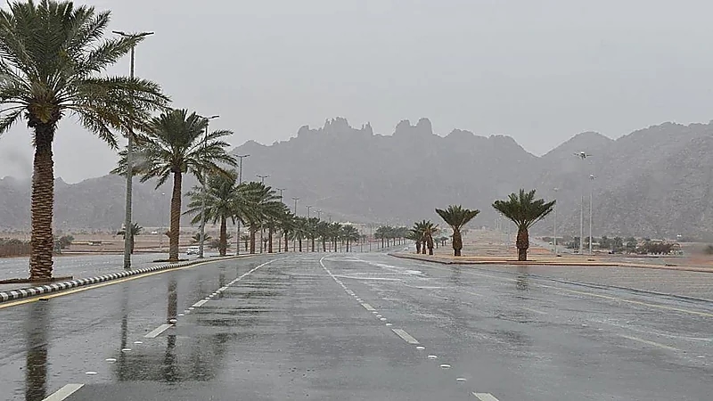 "الحصيني" يتوقع استمرار حالة حائل الممطرة