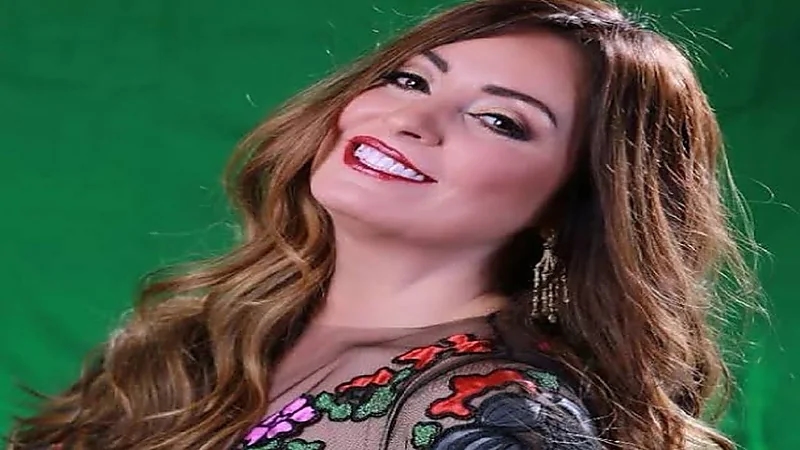 شاهد.. إطلالة جذابة للفنانة نيرمين الفقي تبهر جمهورها 