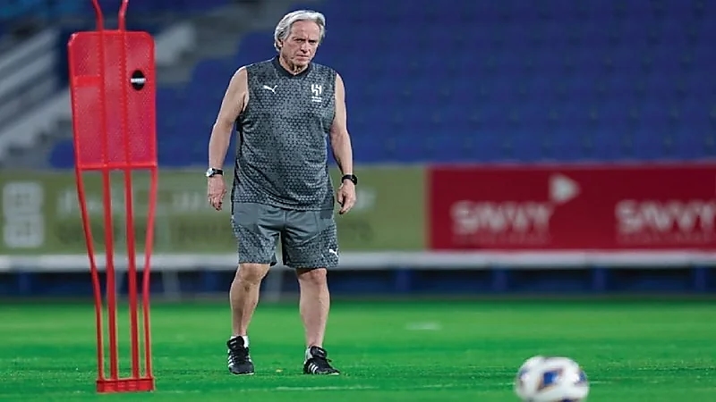 الهلال يعقد جلسة حاسمة مع جيسوس