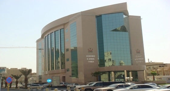 بعد تلقيه عدد من الطعنات بالقلب.. " سعود الطبية " تنقذ ثلاثيني من الموت