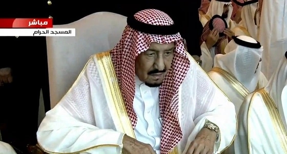 خادم الحرمين وسمو ولي العهد يؤديان صلاة عيد الفطر بالمسجد الحرام