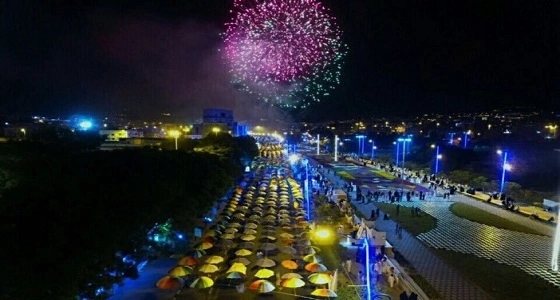 كرنفال ضوئي بـ  " مهرجان أبها يجمعنا "