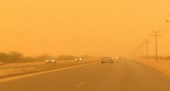 هبوب موجة غبار شديدة على " الخرج " ومراكزها