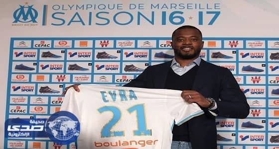 إيفرا: الدوري الإنجليزي عبارة عن حلبة مصارعة والفرنسي تطور