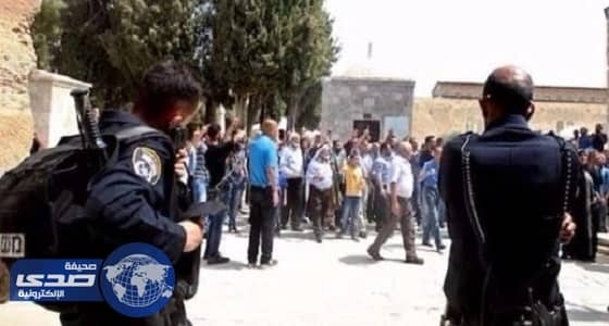 جرافات الاحتلال تهدم ثلاثة منازل لفلسطينيين