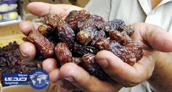 أمانة المدينة تضبط منزلًا شعبيًا يديره وافدون لتسويق العجوة الفاسدة