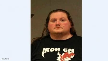 شاهد.. شاب يلاحق لاعب النصر أنسيلمو وزوجته ويثير الجدل