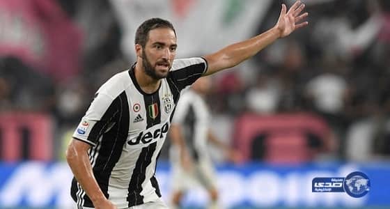 نجم اليوفي يرد على منتقديه.. "وزني الزائد هو سر تألقي