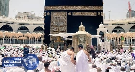 حظر لبس الحذاء وكل ما شابه داخل المسجد الحرام