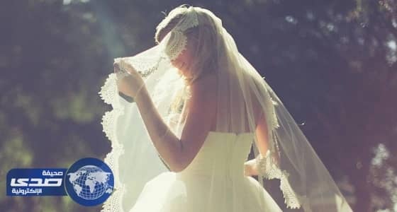 فتاة تختطف حبيبها يوم زفافه على أخرى