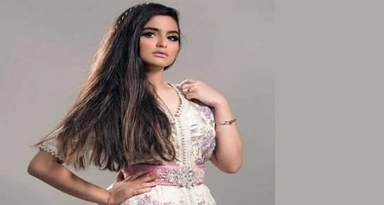 بالفيديو.. حلا الترك تغني لمطربين آخرين للحفاظ على وجودها