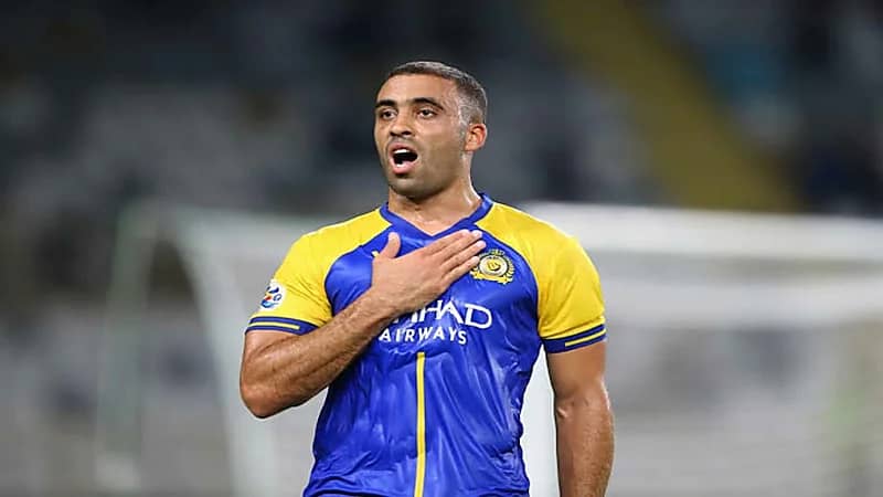 حمدالله يثير الجدل بتصرف غريب قبل انتخاب الرئيس الجديد للنصر