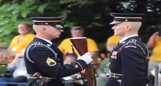 بالفيديو.. الولد جاك يقلد وراح فيها خويه