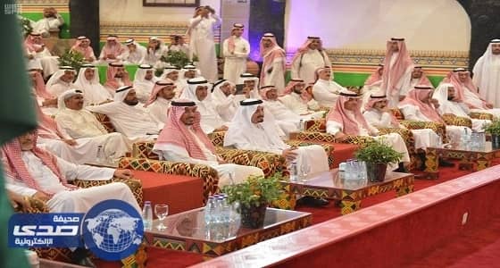 أمير عسير يشرف حفل العشاء بقرية بن حمسان التراثية