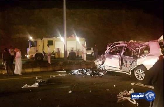 بالصور.. " السديري " يتجول في أكبر مكتبة إسلامية بالمدينة ويطمئن على خدماتها