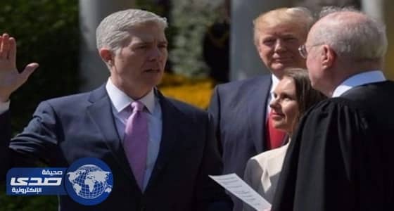 «جورساتش» يؤدي اليمين الدستورية قاضيًا للمحكمة العليا الأمريكية