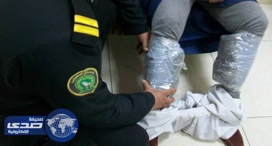 إحباط تهريب 7309 حبة مخدرة بملابس أحد القادمين لجمرك حالة عمار