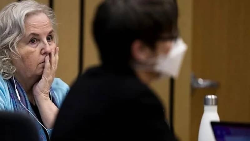 تحاكم مؤلفة كتاب كيف تقتلين زوجك بتهمة قتل زوجها