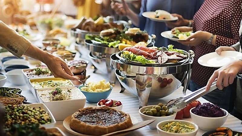 تقديم لحوم حمير بفندق سياحي في مصر يثير الجدل