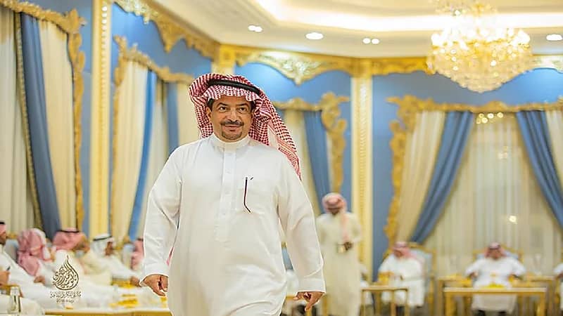 بالصور .. "التويجري" يحتفي بملاك الإبل