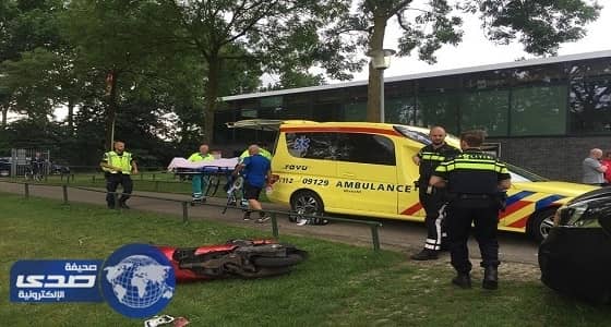 إصابة الهولندي رامون ليوينالى بجروح خطيرة بعد اصطدامه بـ«سكوتر»