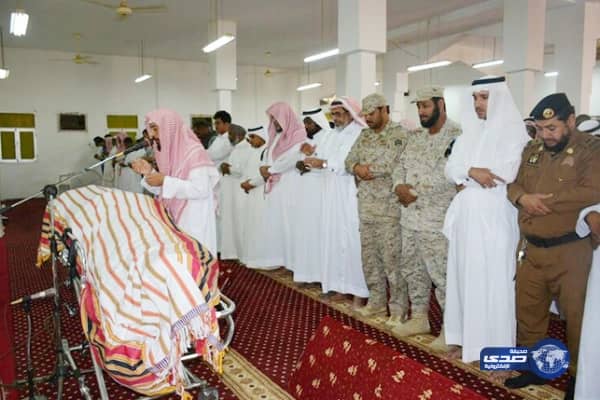 بالصور..اهالي الطوال يودعون الشهيد "هزازي" إلى مثواه الأخير