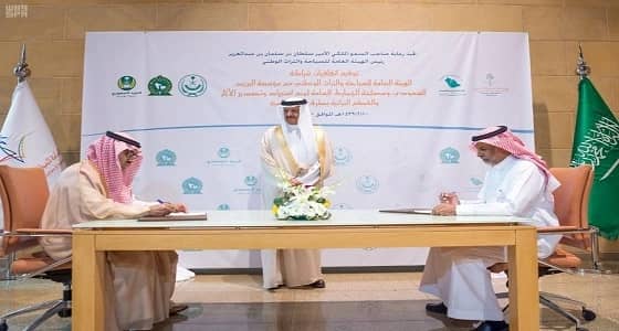 " السياحة " توقع اتفاقيات مع 3 جهات لمنع تهريب واستيراد الآثار بطرق غير نظامية