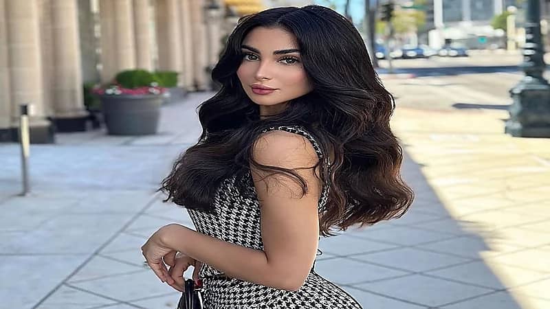 زينب العلوان في أحدث ظهور لها: من مثلك..صور