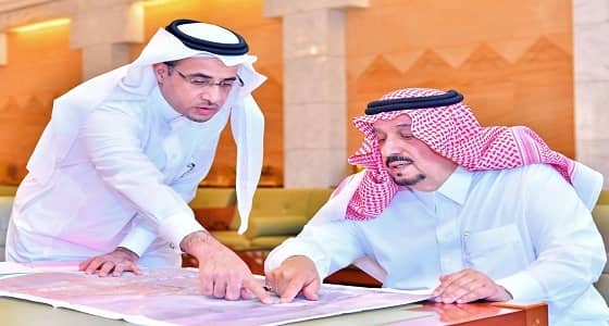 أمير الرياض‬ يستقبل مدير فرع وزارة النقل بالمنطقة ويبحث معه المعوقات والحلول