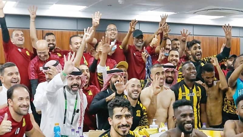 " كونترا" يسجل إسمه بحروف ذهبية في تاريخ دوري المحترفين