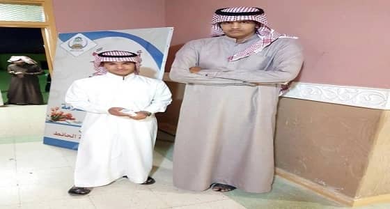 طالب بالثانوية يبلغ طوله متران ونصف!