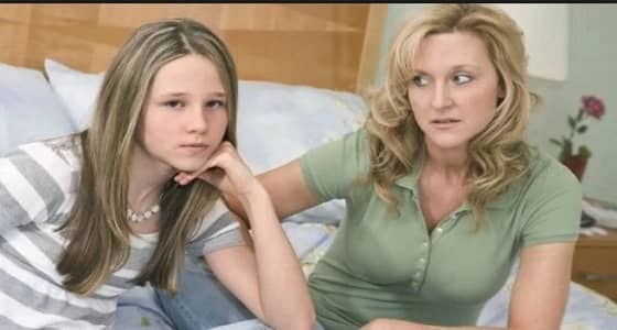 بالفيديو .. مستشارة نفسية: لا يجوز للفتاة رفع صوتها على والدتها