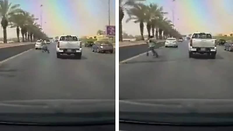 فتاة كادت تدهس عاملين بسبب تهورهما .. فيديو