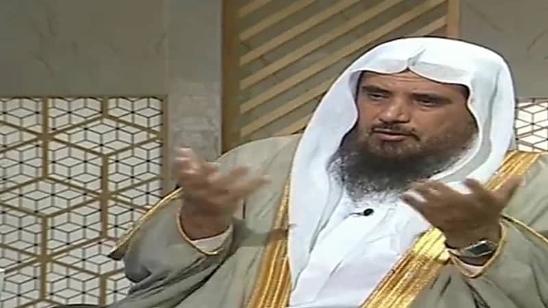 هل تبرأ ذمة القاتل بدفع الدية؟.. الخثلان يجيب.. فيديو