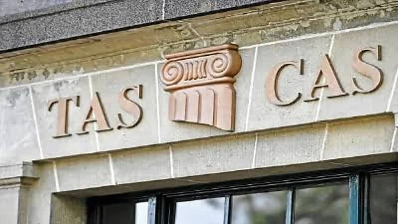 قرار جديد من "كاس" بشأن قضيتين خطيرتين ضد الاتحاد والشباب