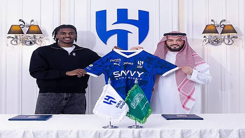 عبدالكريم دارسي يلتحق بتدريبات الهلال بعد أسبوعين