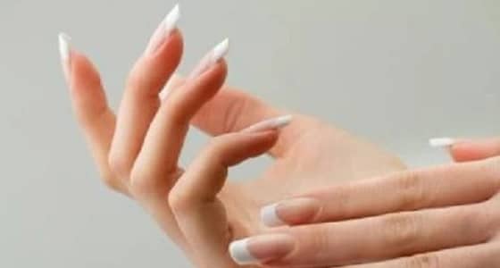 أسباب عجز الأظافر وطرق طبيعية لعلاجها