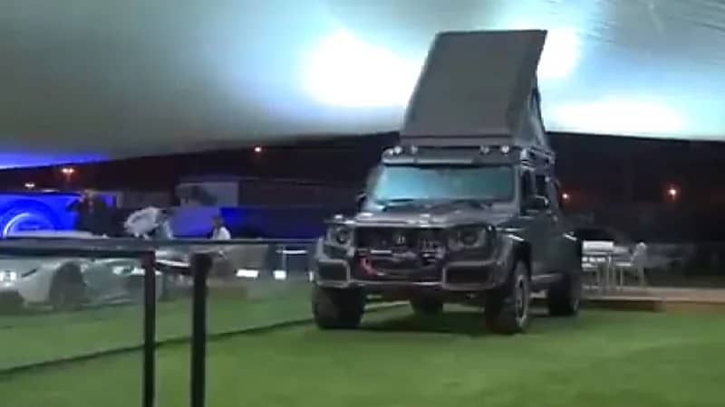 بالفيديو.. مجموعة من العقاريين يطلبون الاستثمار في السيارات النادرة