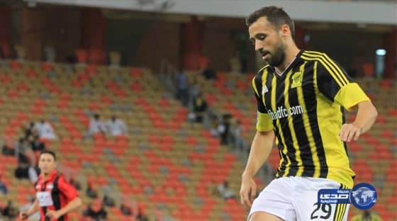 هاكرز سعودي يخترق 32 حساباً مزيفاً اعتادت الاحتيال منتحلة أسماء امراء وشيوخ