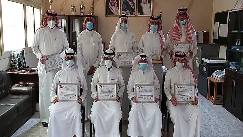 بالصور.. الأوجام المتوسطة تحتفي بنخبة معلميها في اليوم العالمي للمعلم