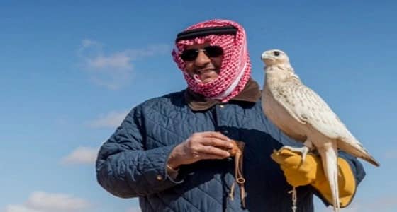 بالفيديو.. ظهور جديد للأمير محمد بن نايف وسط الأمطار في المقناص